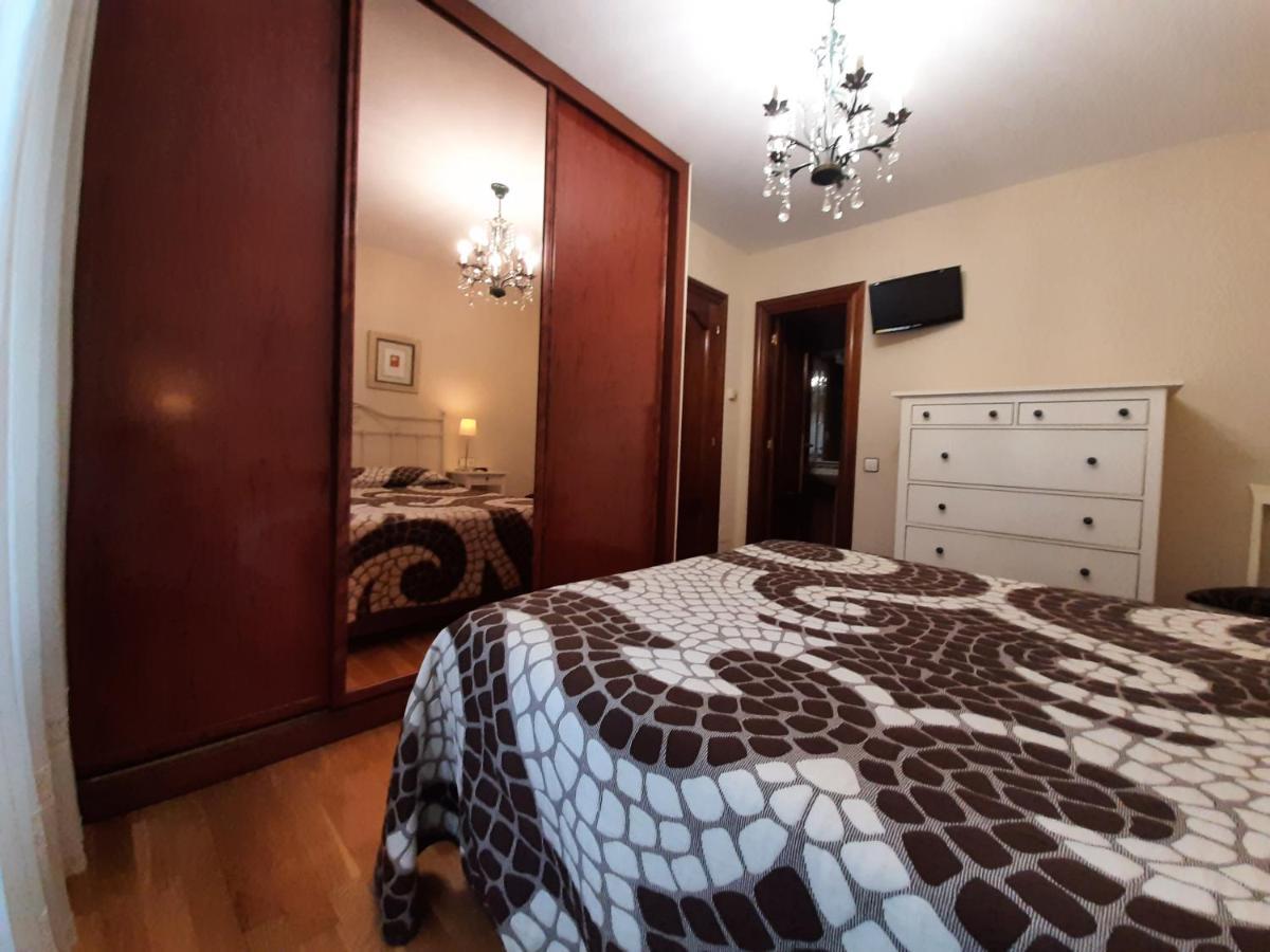 Apartamento PUERTO DEPORTIVO CENTRO wifi Gijón Exterior foto