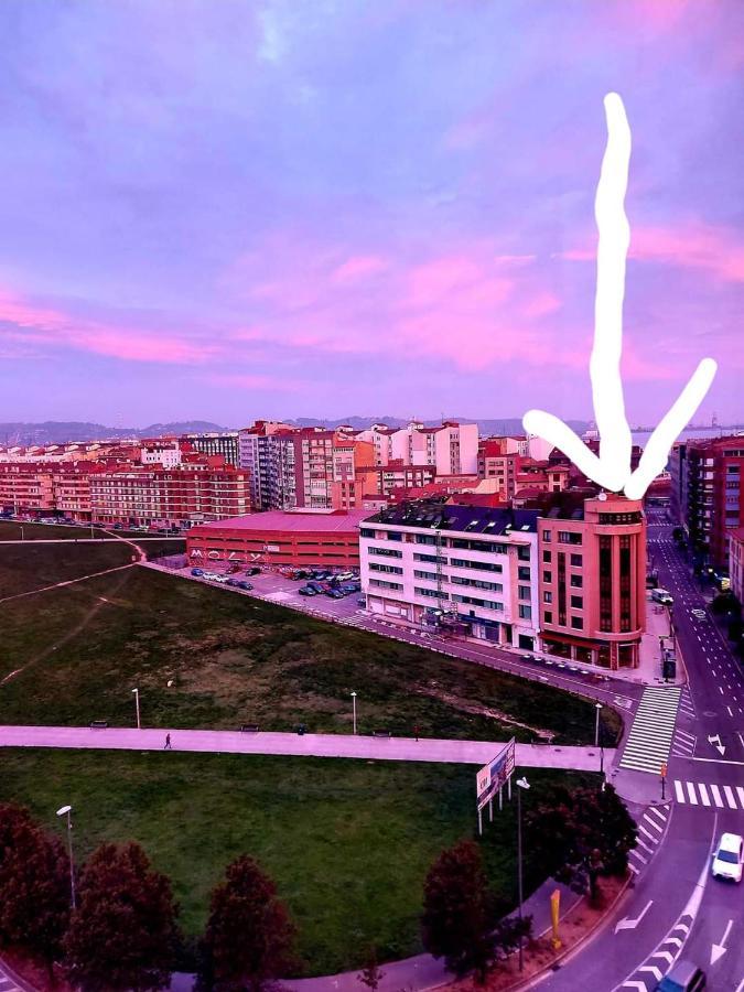 Apartamento PUERTO DEPORTIVO CENTRO wifi Gijón Exterior foto